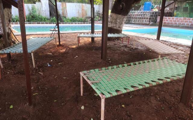 Veg park view hotel matheran