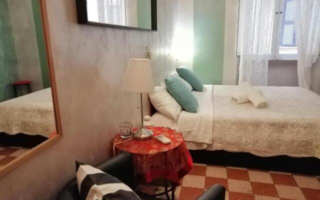 Român Holidays Hostel