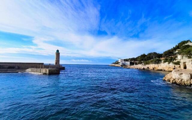 LE RAVISSANT - 50m du Port - très calme