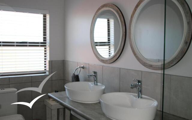 Albatross Guesthouse