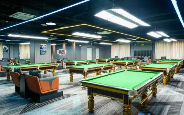 Foshan Yazhu Hotel (Shunde Qinghui Garden Daliang Clock Tower Subway Station)