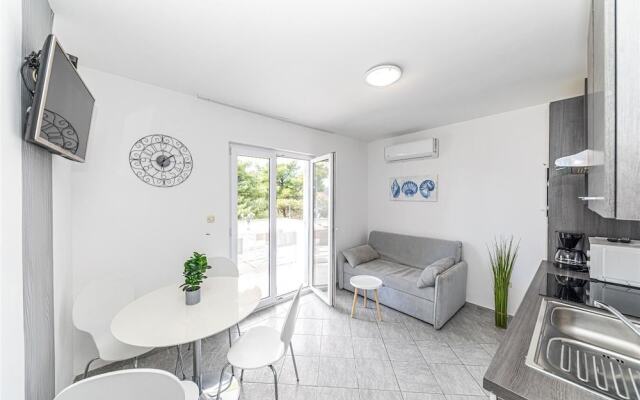 Bozo - 100m to the sea - A2