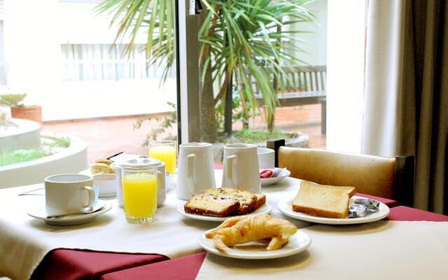 Hotel Leoncia
