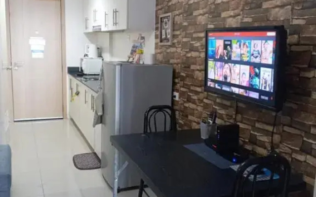 Sea Residences Antonio’s Staycation