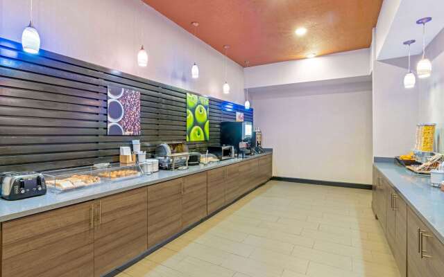 La Quinta Inn & Suites by Wyndham Guthrie