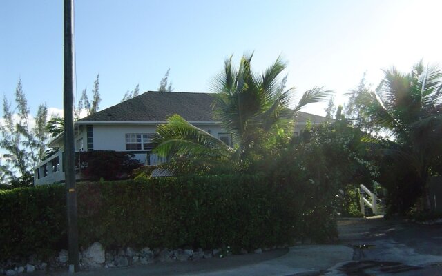 Silver Palm Guest House Turks and Caicos