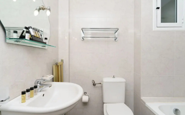 Stefania Hotel