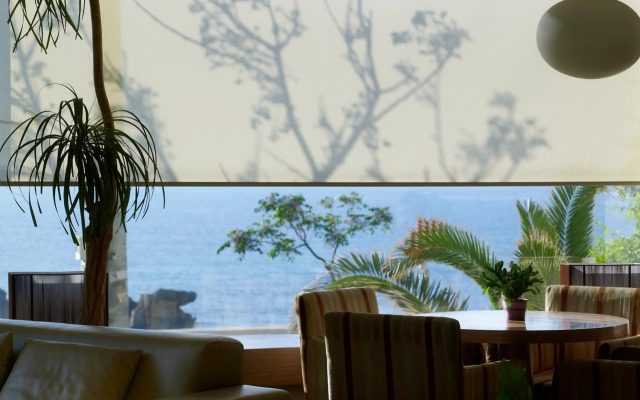 Irida Hotel