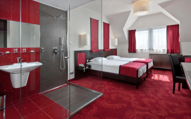 Rubin Wellness & Conference Hotel
