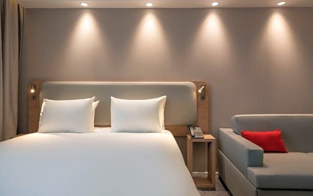 Holiday Inn Express - Marne-la-Valle Val d Europe, an IHG Hotel