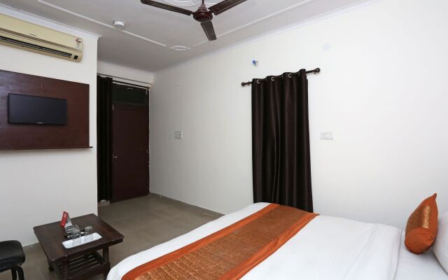 OYO 14919 Hotel Airport Vatika