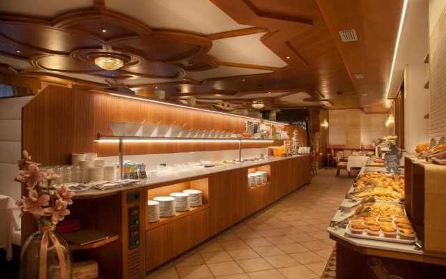 ADLER MERYEM wellness hotel