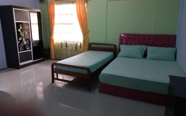 Tachi Stay Guesthouse Syariah