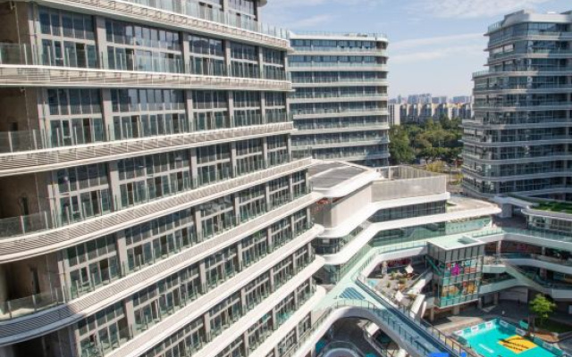 Oscar·ing Future Print Light Stay (Guangzhou Olympic Sports Center Huangcun Metro Station Branch) – Outside – Guangzhou