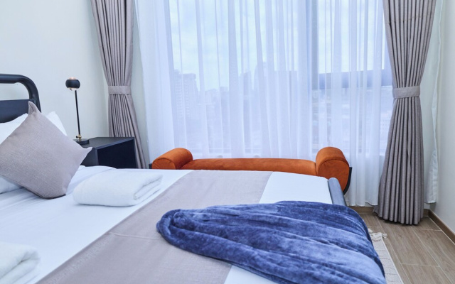 Ivory By Edmor Suites