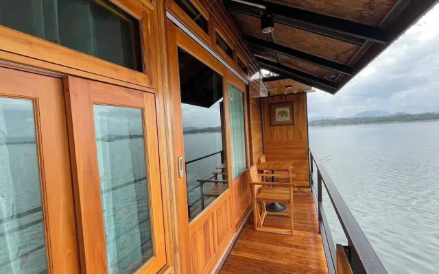 The Floating Lake House
