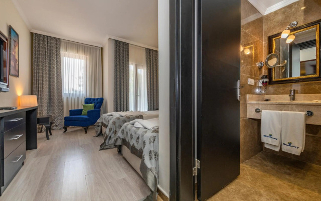 Blueberry Boutique Hotel