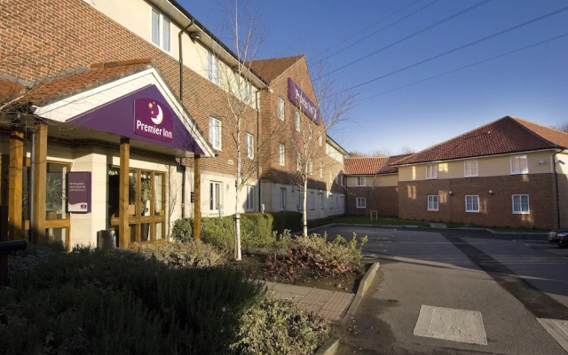 Premier Inn Swindon West - M4 J16