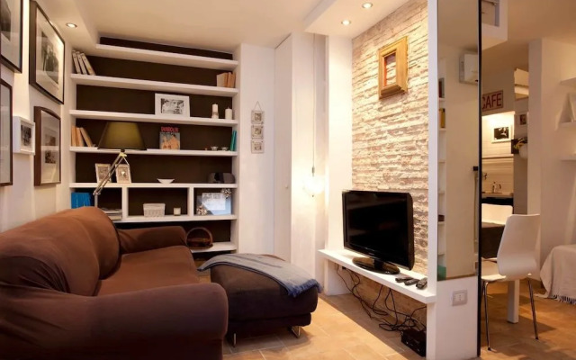 Colosseum Secret Apartment