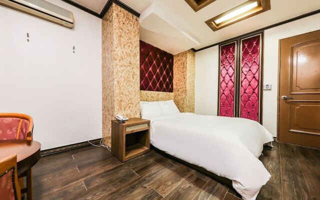 Hotel BNB