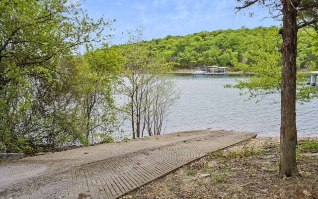 Rocky Shore Tranquility - Ozark Mtn Resort Amenities