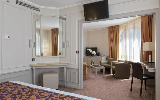 Crowne Plaza Bruges by IHG