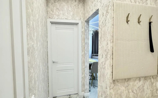 Apartamenty v Komsomol'skom mikrorajone, d. 17