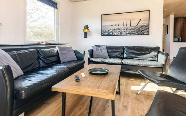 8 Person Holiday Home in Albaek-by Traum