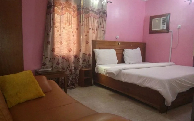 First Eleven Hotel