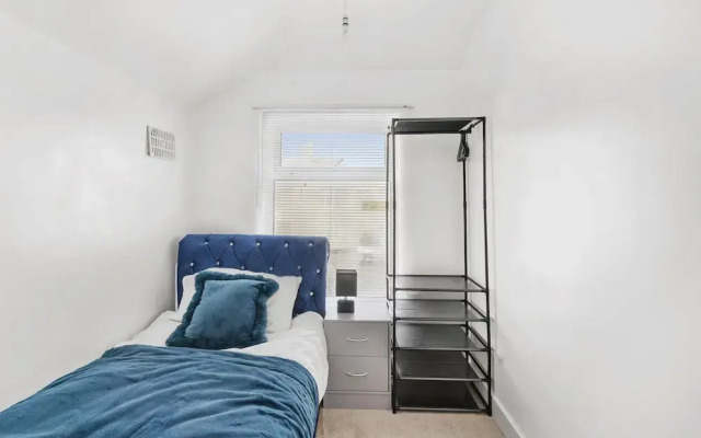 3bed Cozy House Parking Wifi