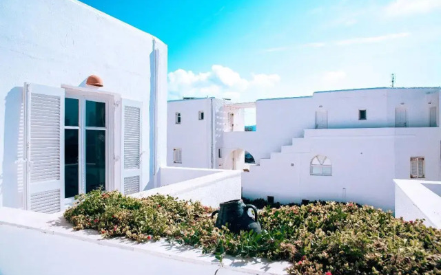 Paros Holiday Sun