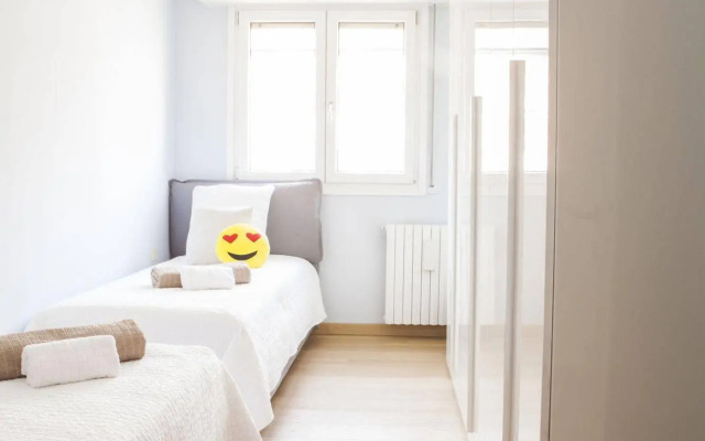 Alessia's Flat - Bright and Spacious