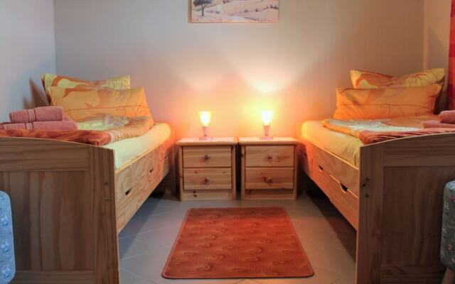 Cozy Holiday Home in Dorf Gutow near Sea