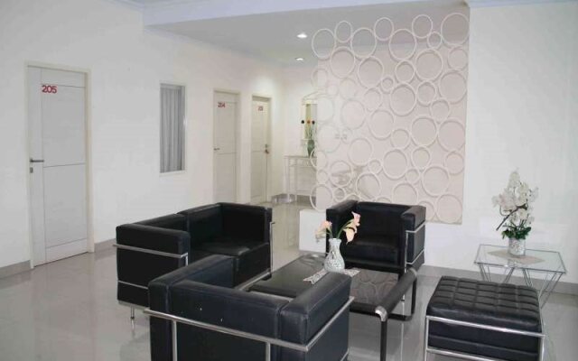 Hotel Kenari Pantai