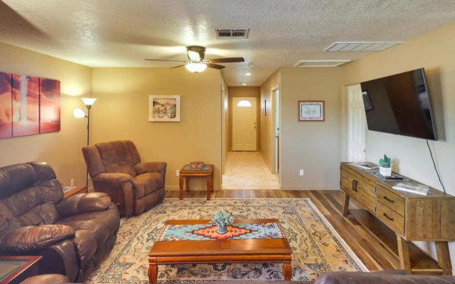 Dog-friendly Bullhead City Home - Walk to Beach!