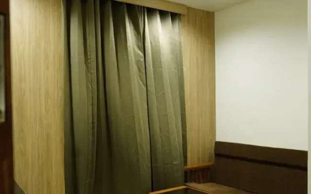 V1-One Bouteeque Hotel