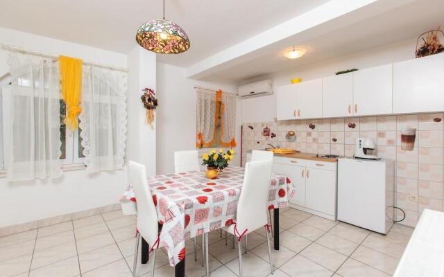 Apartments Villa Dane 3408