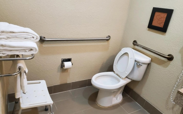 Comfort Suites Montgomery East Monticello Dr.