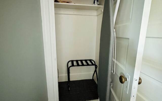 Inn at Gifford House