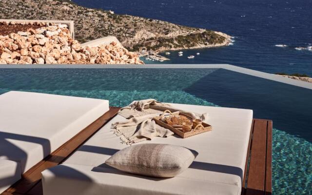 Yoma Cove Suites