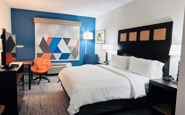 Holiday Inn Express & Suites Houston East - Baytown by IHG