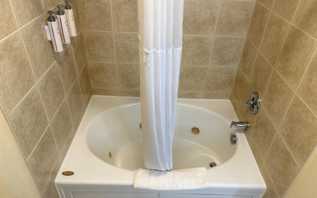 Sonesta Essential Hotels Overland Park