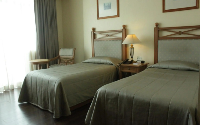 The Grand Dame Hotel
