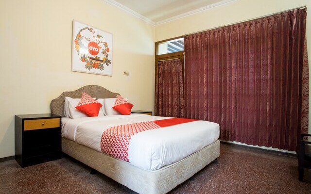 OYO 1238 Hotel Perdana Near RS Bethesda