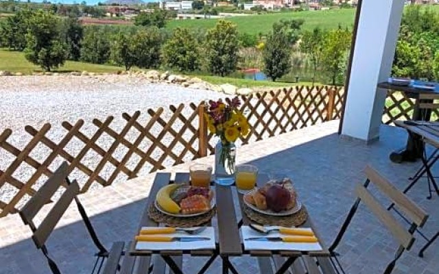 Mawi Holidays B&B