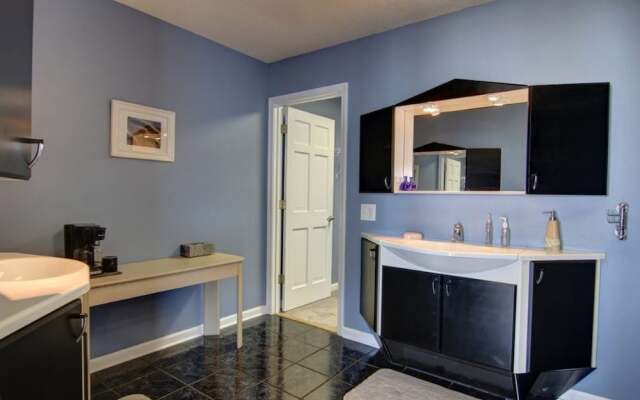 Pelican's Perch Duplex - 3 Br Home