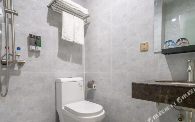 Shanshui Business Hotel (Zhuhai Jida Lovers Road)