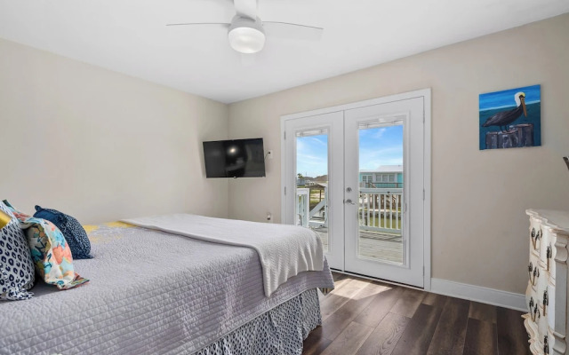 Hideaway at Redhead Road