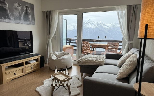 Lovely Apartment in Valley and Hills – Guest Rooms – Veysonnaz