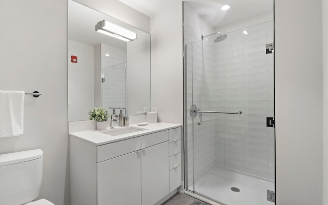 Enticing 1BR & 1BA Apartment in Belmont